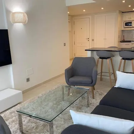 Jardines Del Mar 527