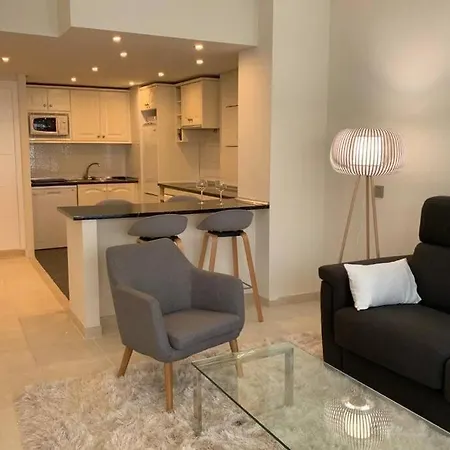 Jardines Del Mar 527 *