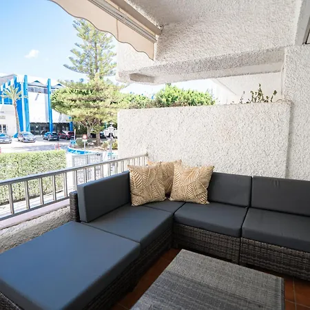 Jardines Del Mar 527